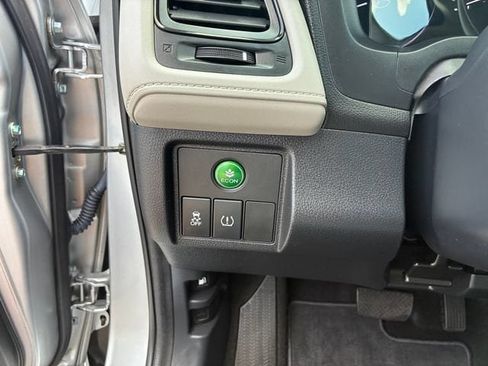 Used 2021 Honda HR-V LX image 22