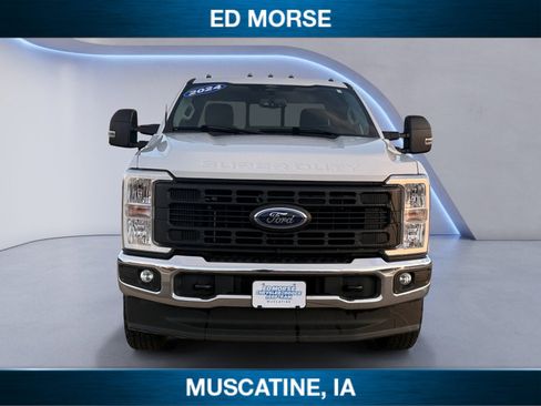 Used 2024 Ford F250 XL w/ Snow Plow Prep Package image 8