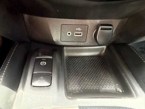 Used 2020 Nissan Rogue SL w/ Premium Package FWD image 22