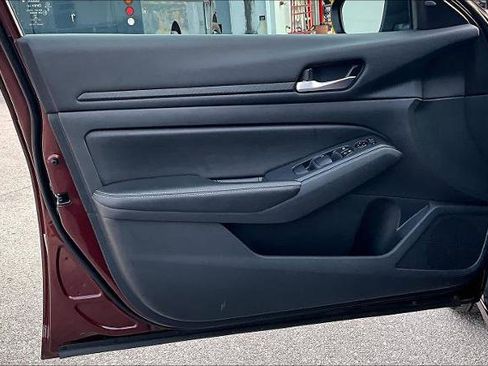 Certified 2025 Nissan Altima 2.5 SV image 21