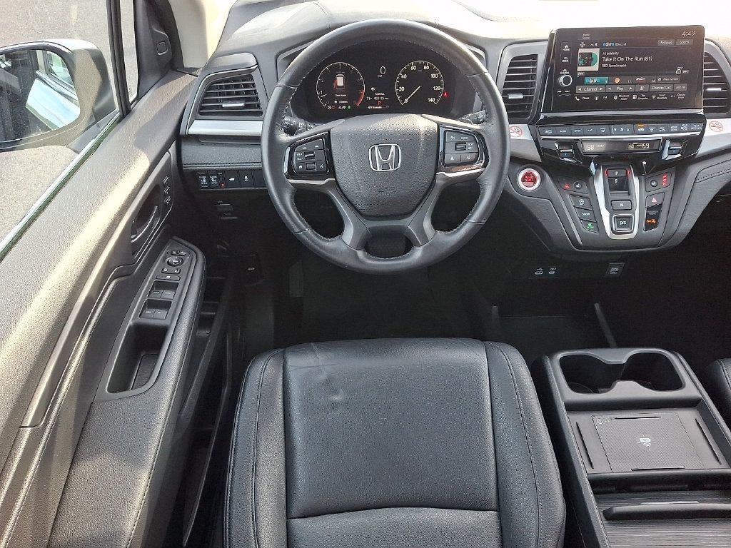 Used 2025 Honda Odyssey EX-L image 11