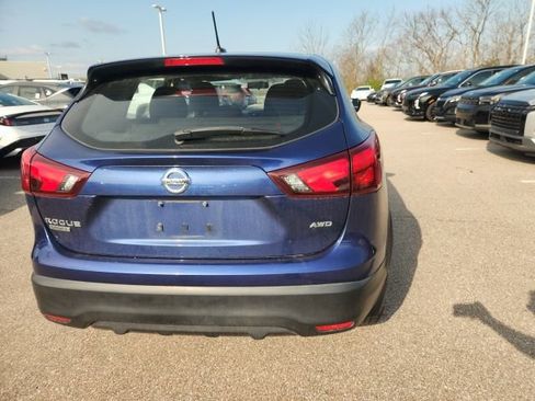 Used 2018 Nissan Rogue Sport S w/ S Appearance Package image 7