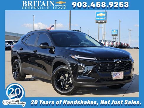 Certified 2026 Chevrolet Trax LT w/ Driver Confidence Package FWD image 1