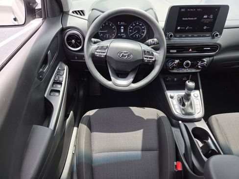 Used 2023 Hyundai Kona SEL AWD/4WD image 28
