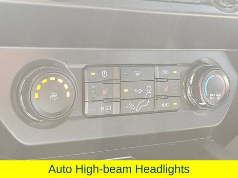 Used 2022 Ford F350 XLT w/ XLT Premium Package AWD/4WD image 32