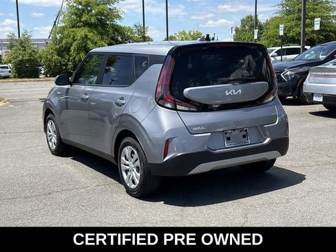 Used 2025 Kia Soul LX FWD image 4