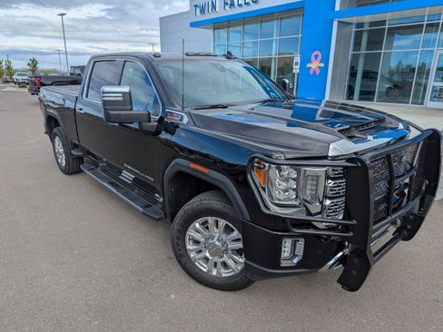 Used 2020 GMC Sierra 2500 Denali w/ Denali Ultimate Package AWD/4WD image 4