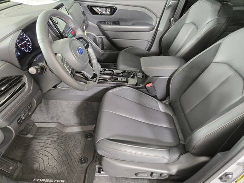 New 2026 Subaru Forester Touring AWD/4WD image 9