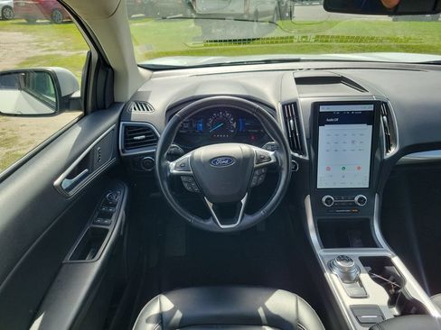 Used 2023 Ford Edge SEL AWD/4WD image 13