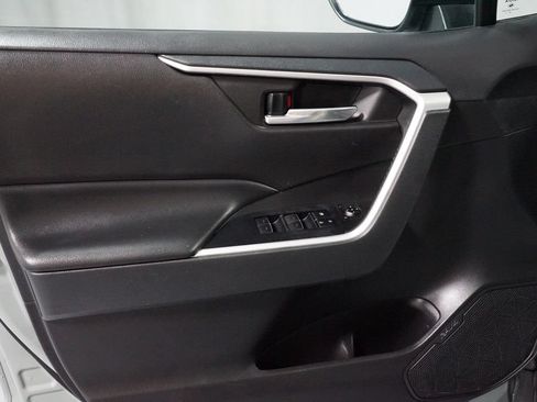 Used 2022 Toyota RAV4 XLE w/ Convenience Package FWD image 29