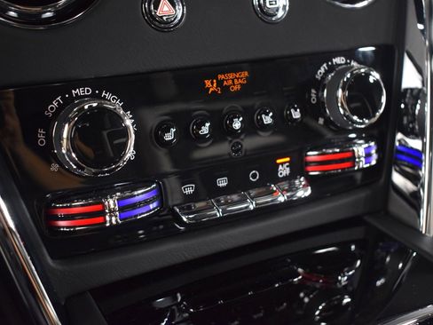 New 2026 Rolls-Royce Cullinan image 36