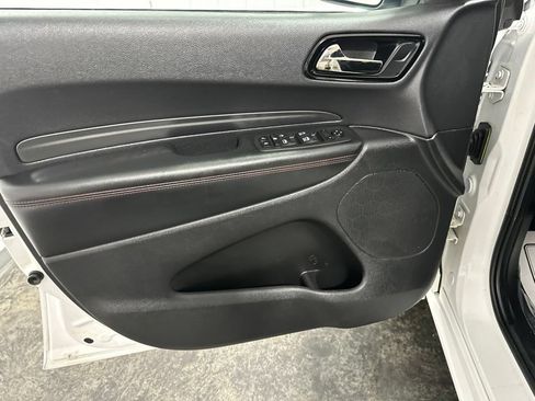 Used 2023 Dodge Durango GT w/ Blacktop Package AWD/4WD image 10