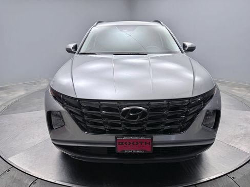 Used 2022 Hyundai Tucson SEL w/ Convenience + Premium Package AWD/4WD image 2