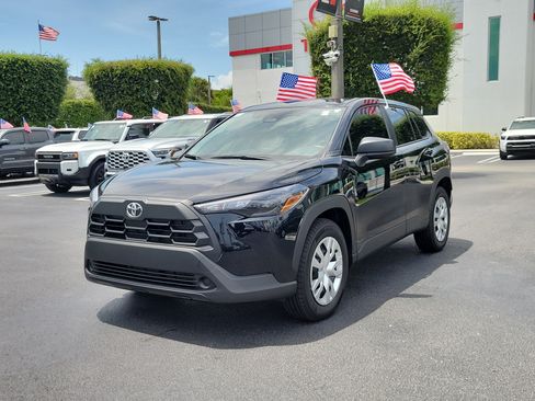 Used 2026 Toyota Corolla Cross L FWD image 6