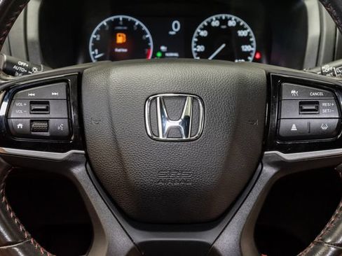 Used 2025 Honda Odyssey Sport-L image 13