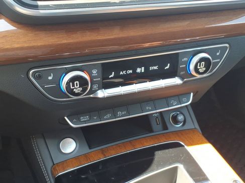 Used 2023 Audi Q5 e Premium Plus w/ Premium Plus Package AWD/4WD image 30