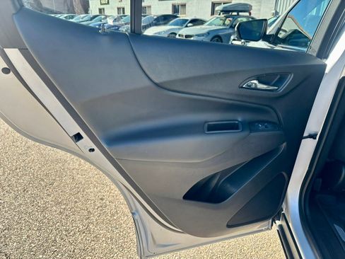 Used 2019 Chevrolet Equinox LT AWD/4WD image 19