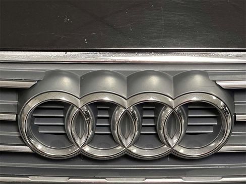 Used 2019 Audi A4 2.0T Premium Plus w/ Premium Plus Package image 4