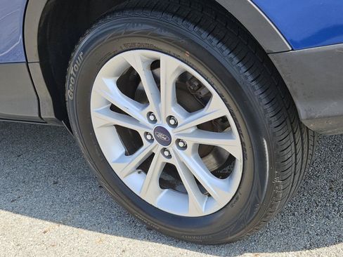 Used 2017 Ford Escape SE FWD image 7