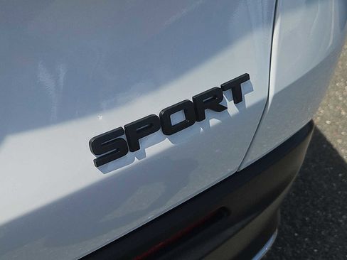 Certified 2024 Honda HR-V Sport image 11
