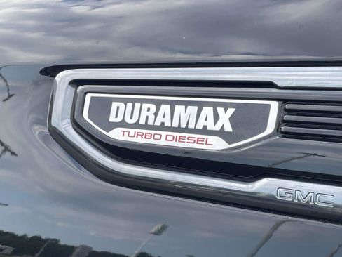 Used 2024 GMC Sierra 1500 AT4 w/ AT4 Premium Package AWD/4WD image 10