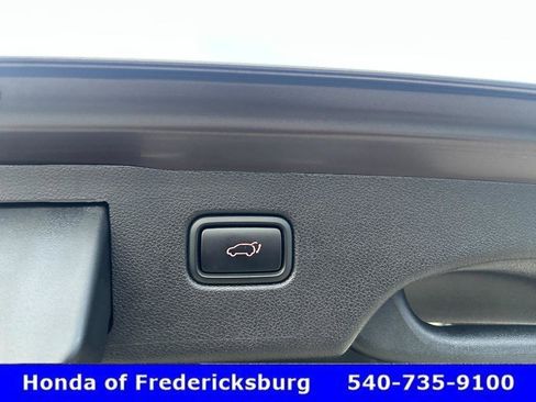 Used 2019 Kia Sorento SX image 13