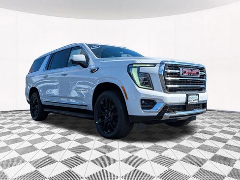 New 2026 GMC Yukon XL Elevation AWD/4WD image 17