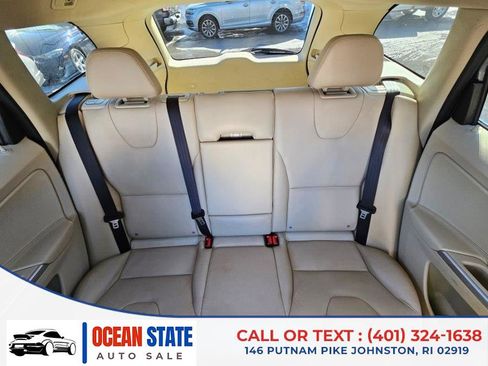 Used 2016 Volvo XC60 T5 Premier image 15