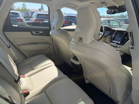 Used 2019 Volvo XC60 T5 Inscription AWD/4WD image 20