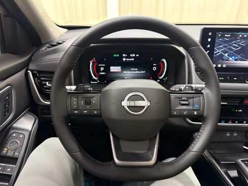 Used 2026 Nissan Rogue Platinum w/ Platinum Premium Package AWD/4WD image 33