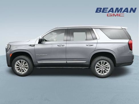 Used 2022 GMC Yukon SLT w/ SLT Luxury Package AWD/4WD image 5