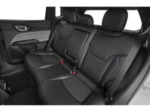 New 2026 Jeep Compass Latitude AWD/4WD image 9