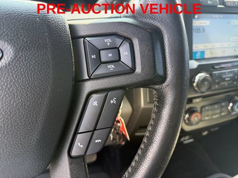 Used 2016 Ford F150 XLT w/ Equipment Group 302A Luxury AWD/4WD image 22