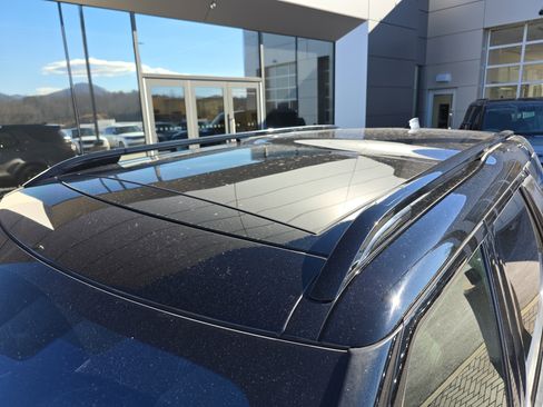 Certified 2021 Land Rover Discovery HSE R-Dynamic image 12