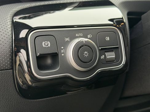 Used 2026 Mercedes-Benz CLA 250 4MATIC image 25