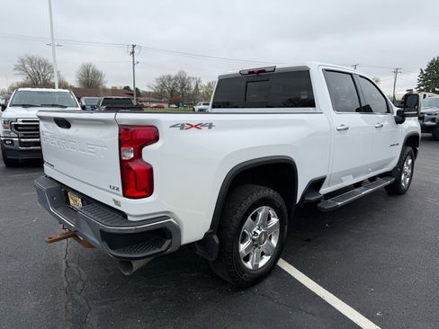 Used 2021 Chevrolet Silverado 2500 LTZ w/ LTZ Convenience Package AWD/4WD image 5