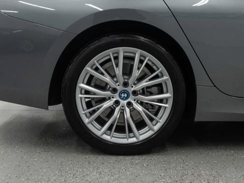 Used 2024 BMW 330e xDrive image 36