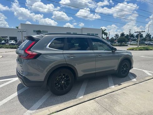 Used 2024 Honda CR-V Sport image 6