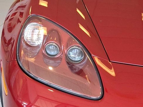 Used 2010 Chevrolet Corvette Grand Sport w/ Preferred Equipment Group image 9