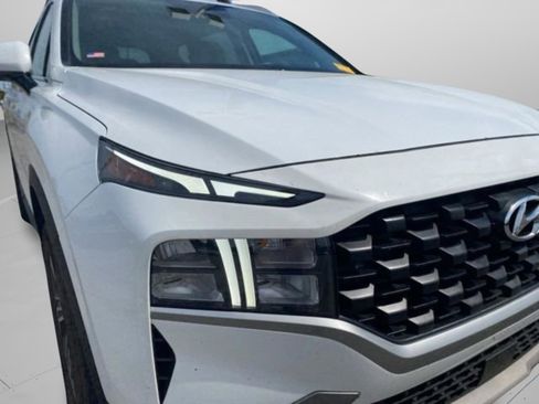 Used 2023 Hyundai Santa Fe SEL image 9