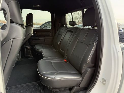 Used 2024 RAM 2500 Limited image 36