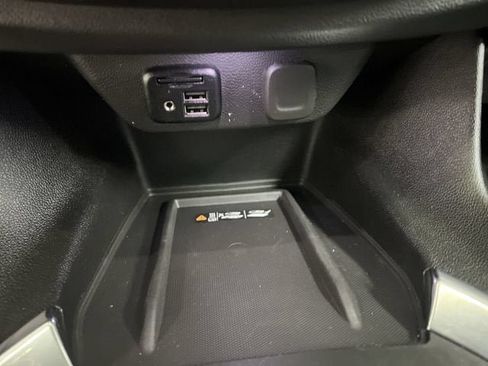 Certified 2023 Chevrolet Traverse RS AWD/4WD image 35