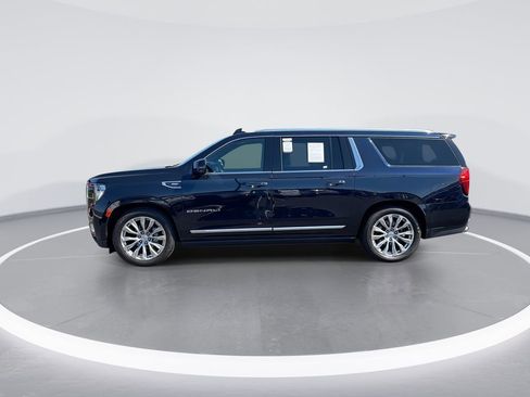 Used 2024 GMC Yukon XL Denali w/ Denali Reserve Package AWD/4WD image 5