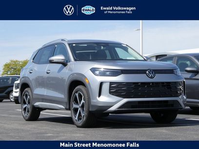 New 2025 Volkswagen Tiguan SE