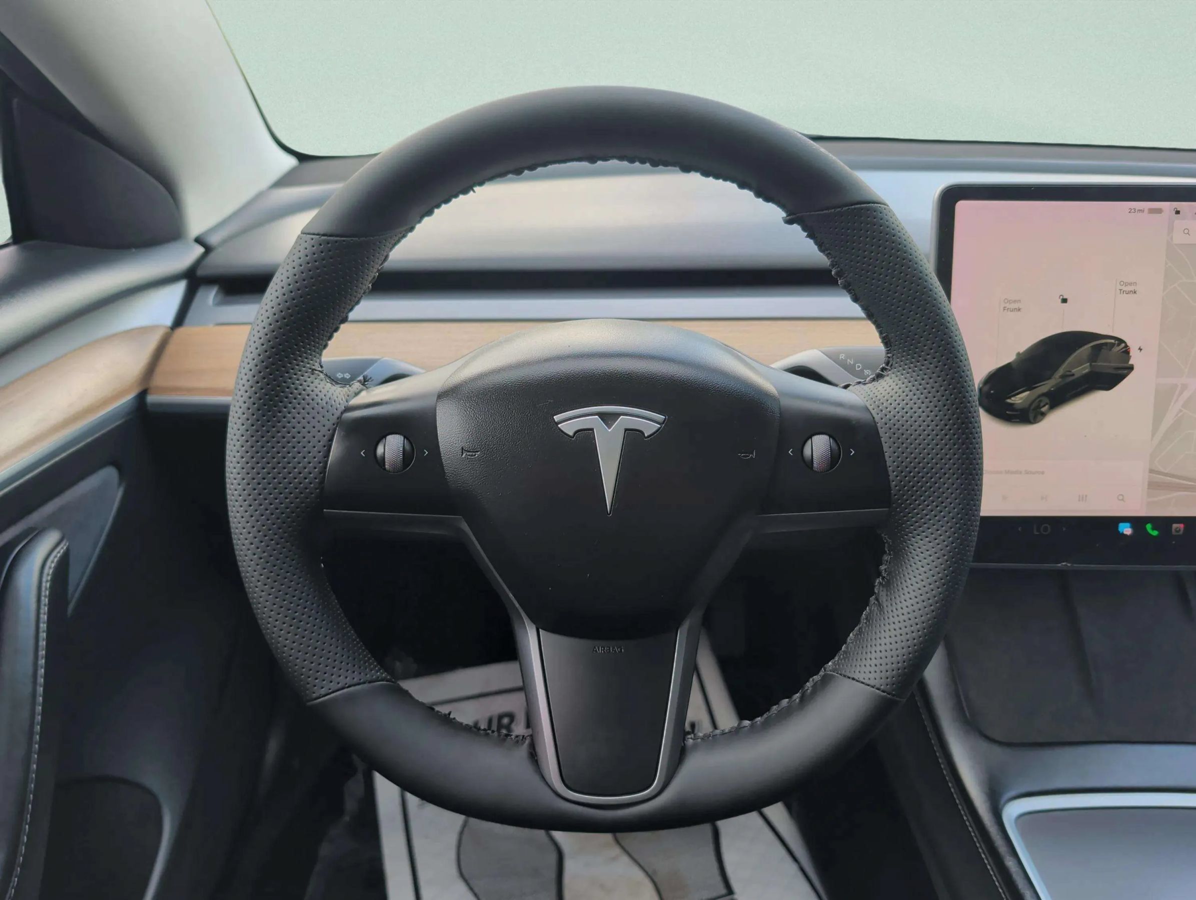 Used 2022 Tesla Model 3 Standard Range RWD image 22