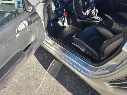 Used 2006 Porsche Cayman S image 12