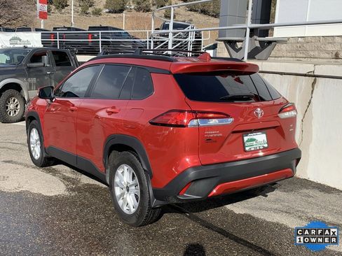 Certified 2023 Toyota Corolla Cross LE image 10