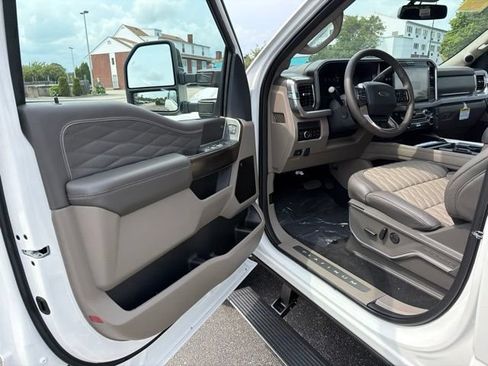 New 2026 Ford F350 Platinum w/ Platinum Plus Package AWD/4WD image 13