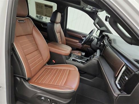 Used 2024 GMC Sierra 1500 Denali Ultimate image 37