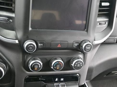 Used 2022 RAM 1500 Big Horn RWD image 16